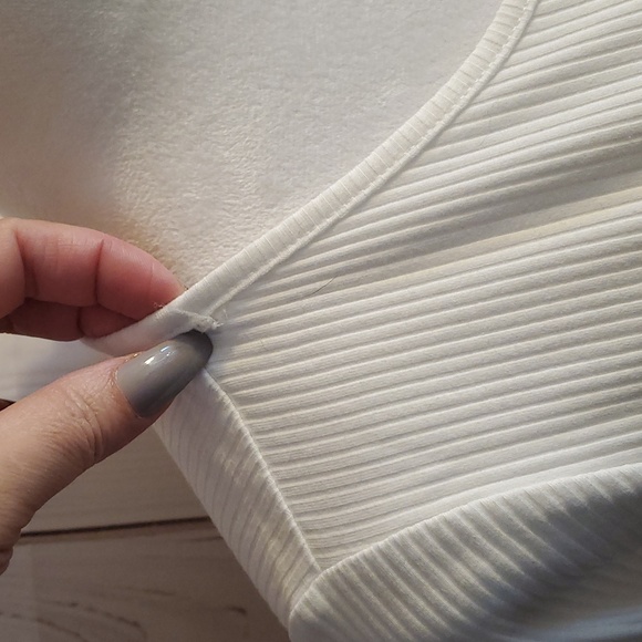 NWTS BLUE B. CRYSTAL DRIP RIBBED CROP TOP | MEDIUM - Picture 15 of 16